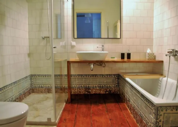 Center Baixa - 3 Bedrooms *